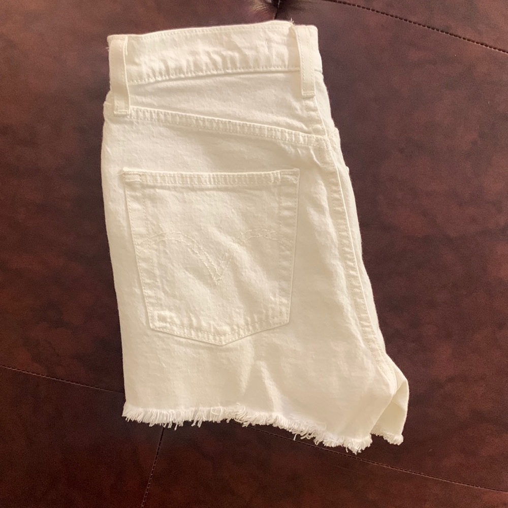 Levi’s Jean shorts size 25